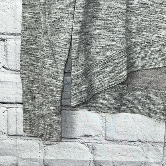 Athleta Sweatshirt Criss Cross Sweatshirt Womens Size XS Gray Casual Gym Yoga - Picture 8 of 12